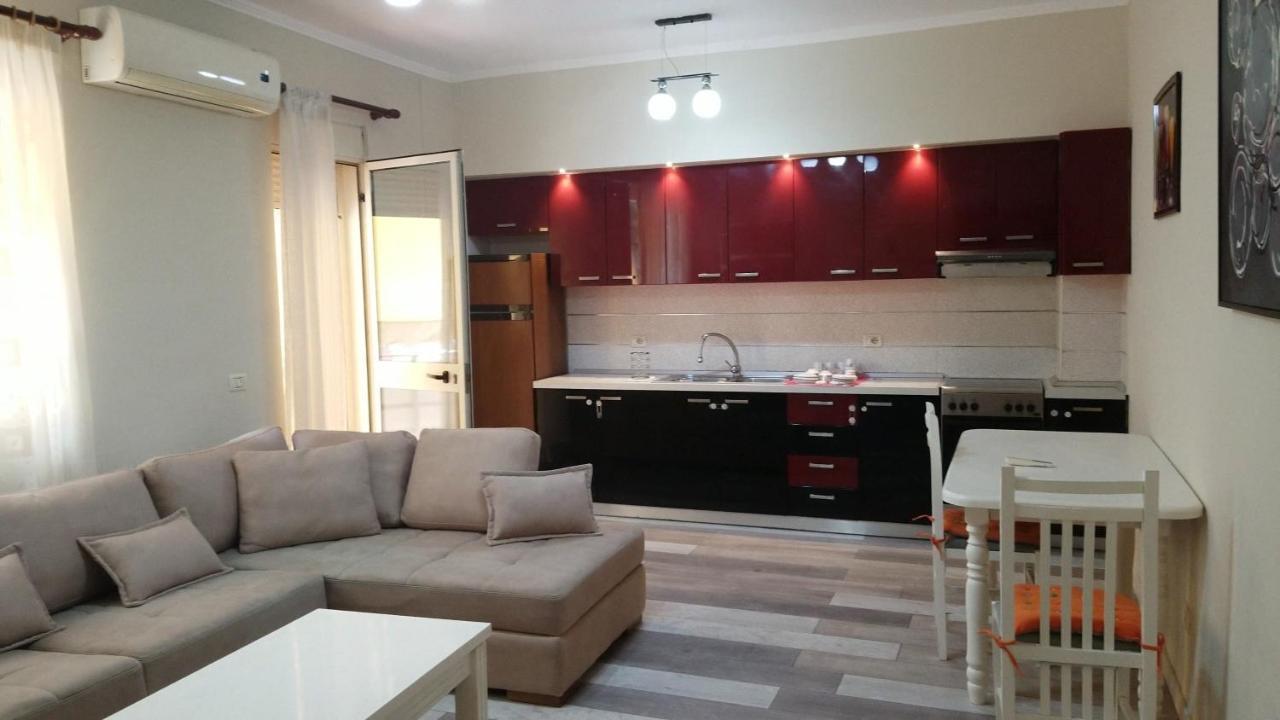 Apartament Liqeni Thate, Tirane Zewnętrze zdjęcie