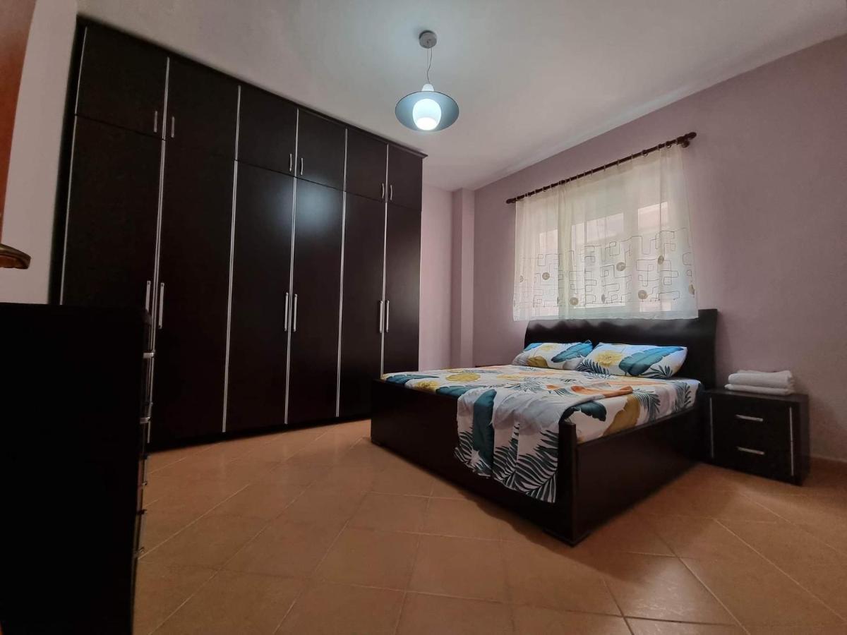 Apartament Liqeni Thate, Tirane Zewnętrze zdjęcie