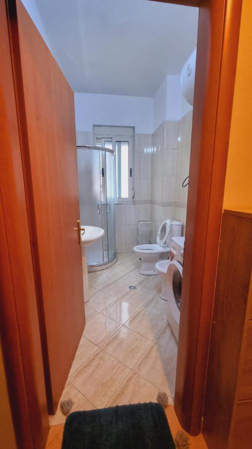 Apartament Liqeni Thate, Tirane Zewnętrze zdjęcie